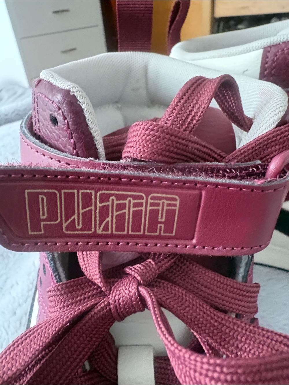 EUC Men’s Puma Rebound Layup High-Top Sneakers - Burgundy and White Size 9 - Picture 2 of 10